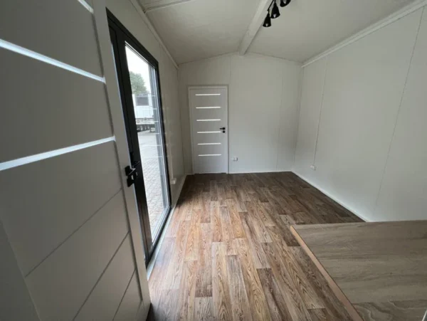 Unité résidentielle / Unité de bureaux de 24 m2 (Réf : 42290)