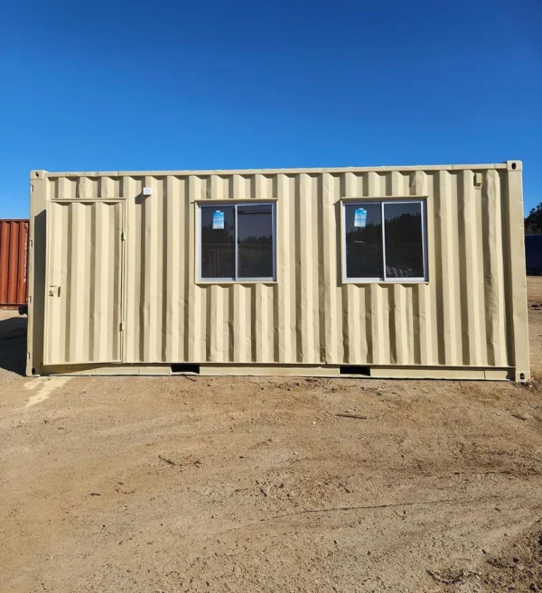 Bureau des conteneurs maritimes 24m² (Réf : 10882 )