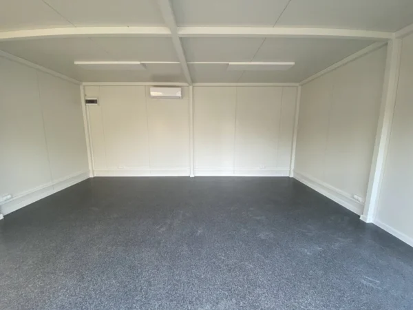 Conteneur de bureau de type « Londres » 6,00 x 5,00 m
