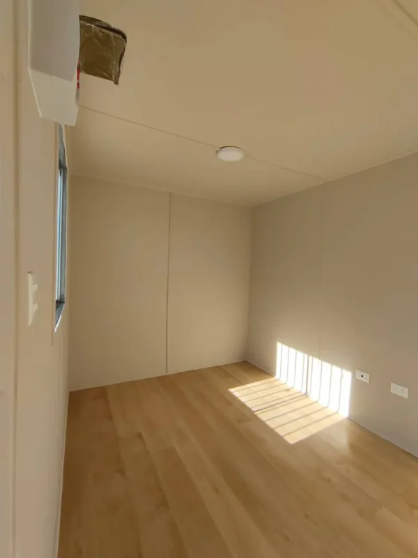 Conteneur de bureau avec salle de bain 20 pieds. (Réf. : 1101)