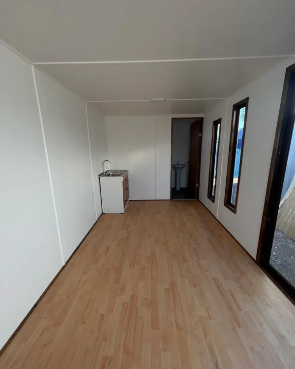 Conteneur de bureau 6×2,42 Mts -15M2 (Réf:20123)