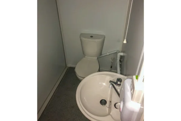 Conteneur de bureau 6×2,42 Mts -15M2 (Réf:20123)