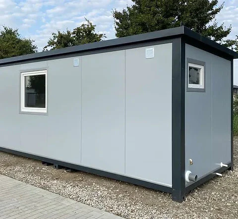 Conteneur de bureau 6,00 X 2,40 avec WC, douche et cuisine (Réf : 2390)
